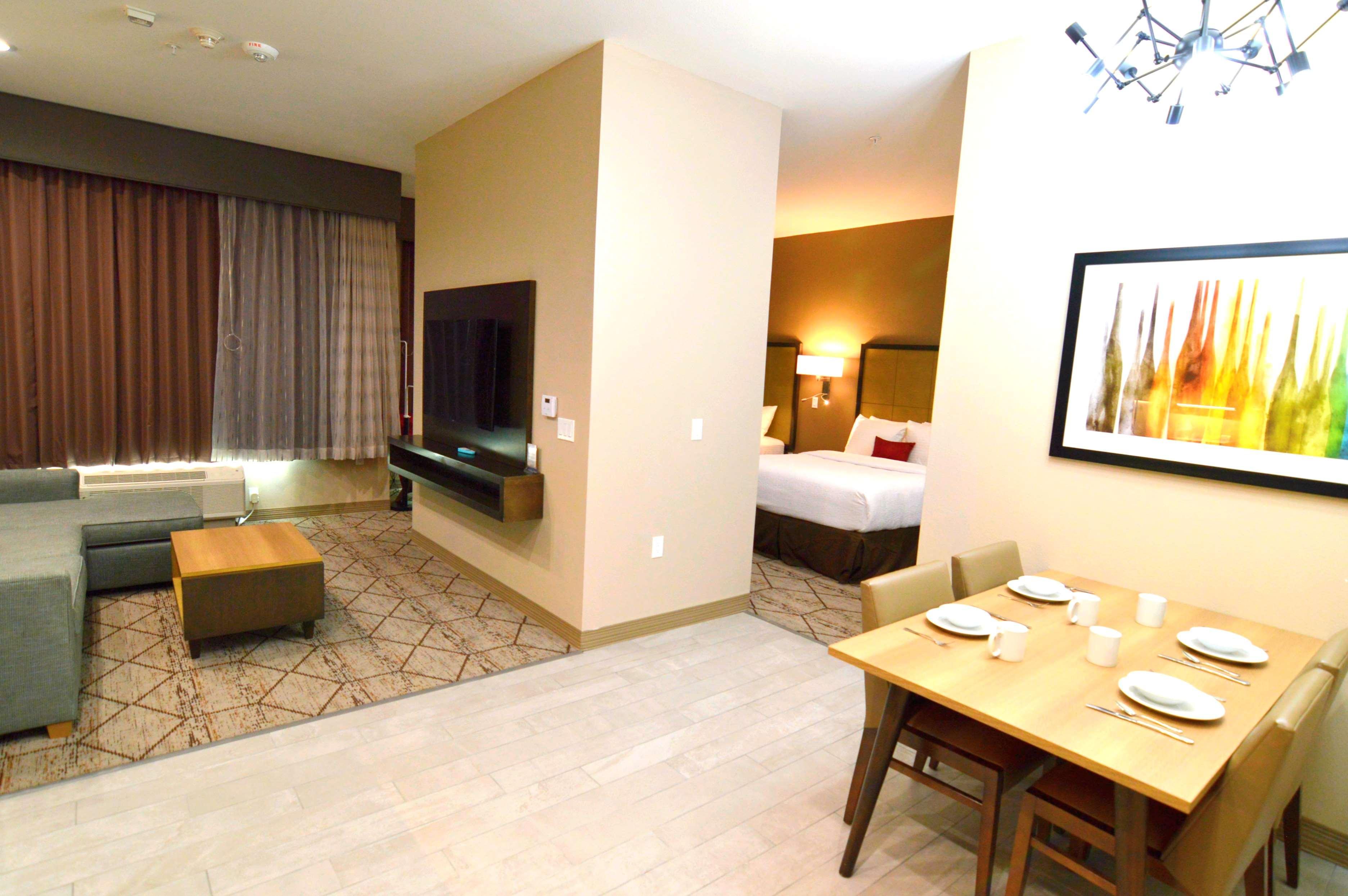 Best Western Plus Pleasanton Hotel Zewnętrze zdjęcie